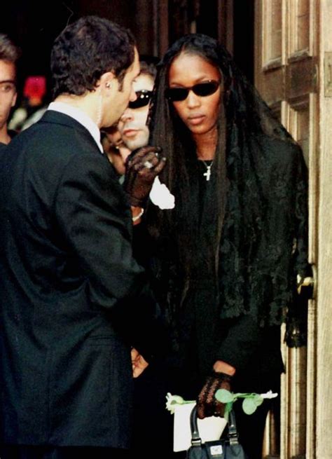 naomi campbell funerale gianni versace|naomi campbell addiction.